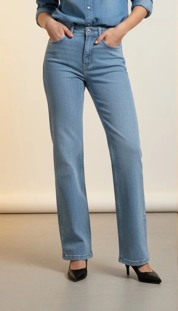 Light_Blue_Trendy_Denim_Jeans_For_Women