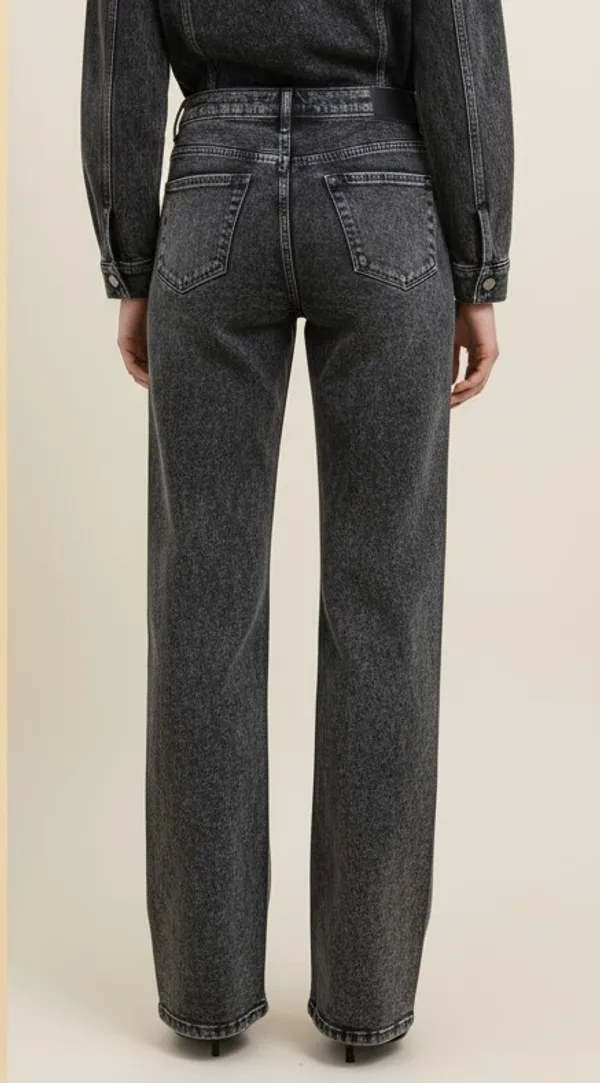 Black_Trendy_Denim_Jeans_For_Women