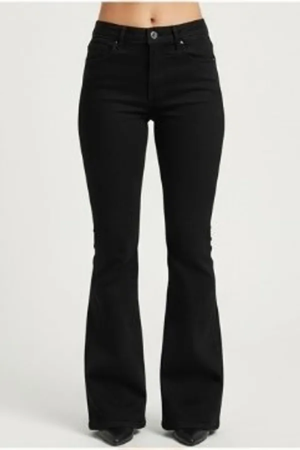 Black_Trendy_Denim_Jeans_For_Women