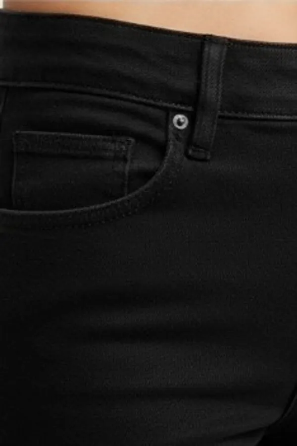 Black_Trendy_Denim_Jeans_For_Women