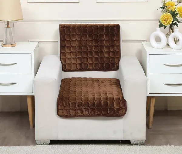Brown_Sofa_Cover_3_Seater_Velvet_Sofa_Cover_3Seater_Anti_Slip_Sofa_Protector_For_Living_Room_Washable_Quilted_Sofa_Cover_Pet_Friendly_Slipcover