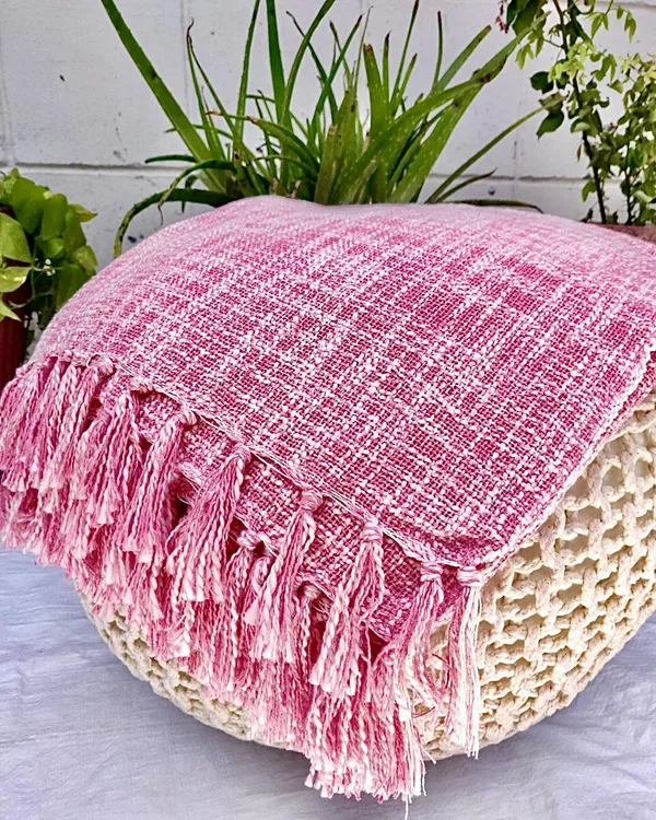 Red_Sofa_Throw,_Throws_For_Sofa_And_Couch,_Sofa_Throws_For_3_Seater