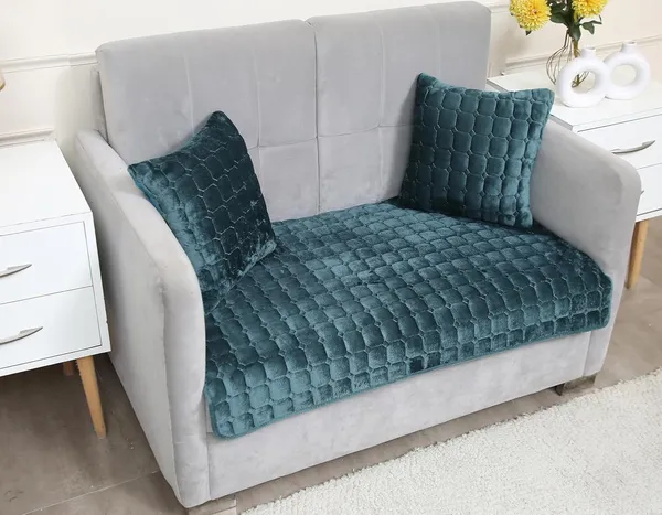 Teal_Sofa_Cover_3_Seater_Velvet_Sofa_Cover_3Seater_Anti_Slip_Sofa_Protector_For_Living_Room_Washable_Quilted_Sofa_Cover_Pet_Friendly_Slipcover