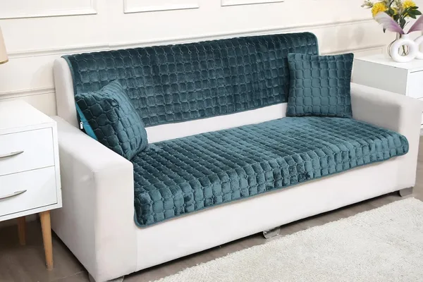 Teal_Sofa_Cover_3_Seater_Velvet_Sofa_Cover_3Seater_Anti_Slip_Sofa_Protector_For_Living_Room_Washable_Quilted_Sofa_Cover_Pet_Friendly_Slipcover