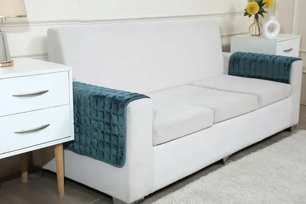 Teal_Sofa_Cover_3_Seater_Velvet_Sofa_Cover_3Seater_Anti_Slip_Sofa_Protector_For_Living_Room_Washable_Quilted_Sofa_Cover_Pet_Friendly_Slipcover