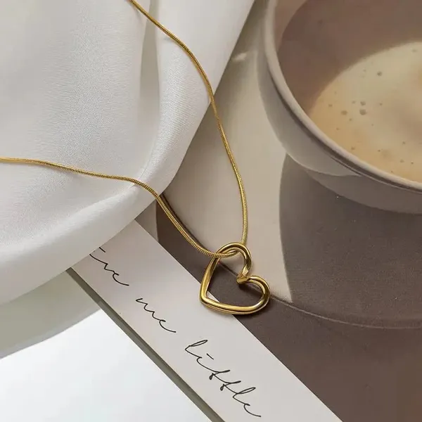Gold_Trendy_Heart_Hollow_Anti-Tarnish_Stainless_Steel_Necklace