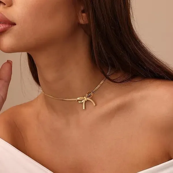 Gold_Bow_Knot_Snake_Anti-Tarnish_Stainless_Steel_Chain_Necklace