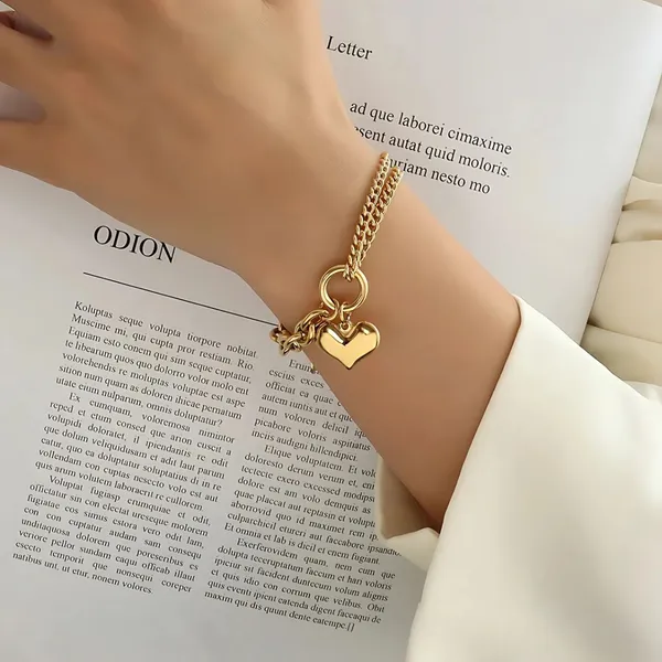Gold_Love_Heart_Chain_Bracelet