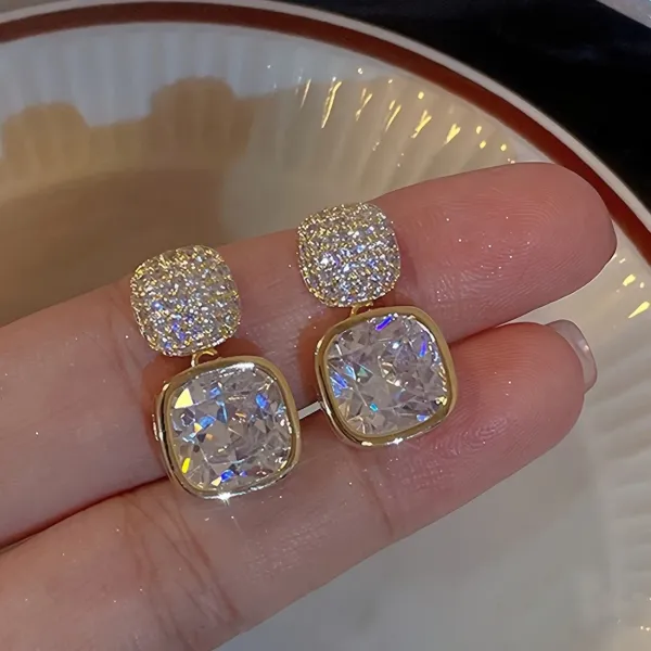Gold_Geometric_Crystal_Drop_Earrings_–_Korean_Luxury