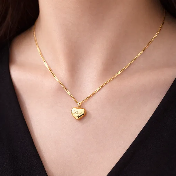 Love_Heart_Anti-Tarnish_Chain_Pendant