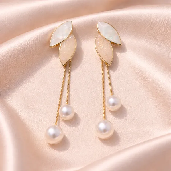 Silver_Needle_Korean_Pearl_Leaf_Tassel_Earrings