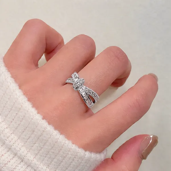 Silver_Cross_Adjustable_Anti-Tarnish_Ring