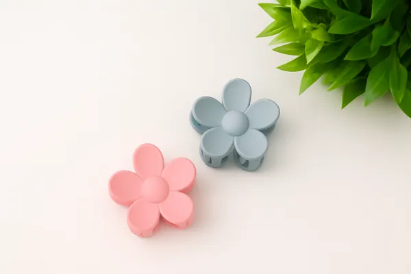 Pack_of_2_-_Elegant_Matte_Flower_Claw_Clip