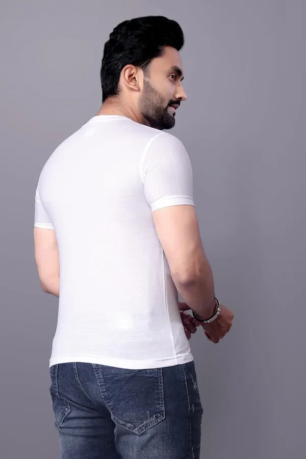 White_Classic_Cotton_With_Print_-_Regular_Fit_For_Everyday_Comfort_And_Perfect_For_Versatile_Regular_Fit_T-Shirt_For_Men