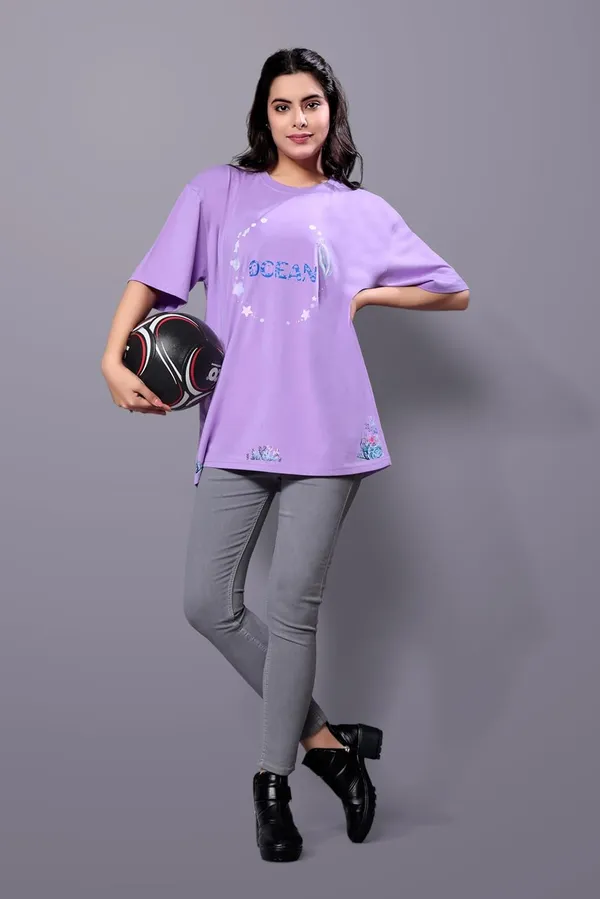 Lavender_Cotton_Top_With_Digital_Prints_Sophisticated_Design,_Stylish_Comfort_Oversize_T-Shirt_For_Women