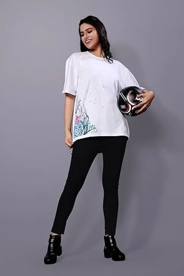 White_Cotton_Top_With_Digital_Prints_Sophisticated_Design_Stylish_Oversized_Fit_T-Shirt_For_Women