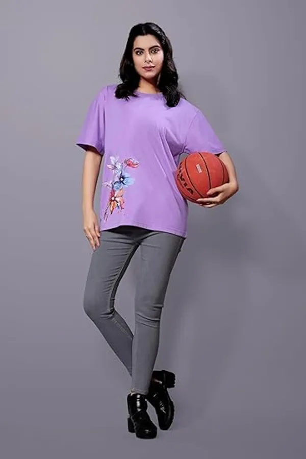Lavender_Cotton_Top_With_Digital_Prints_Sophisticated_Design_Stylish_Comfort_Oversize_T-Shirt_For_Women