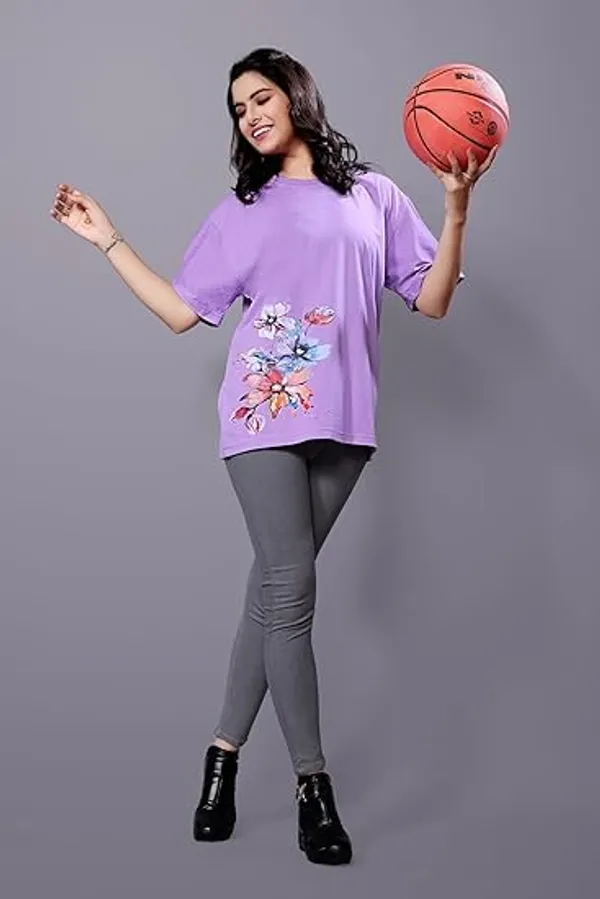 Lavender_Cotton_Top_With_Digital_Prints_Sophisticated_Design_Stylish_Comfort_Oversize_T-Shirt_For_Women