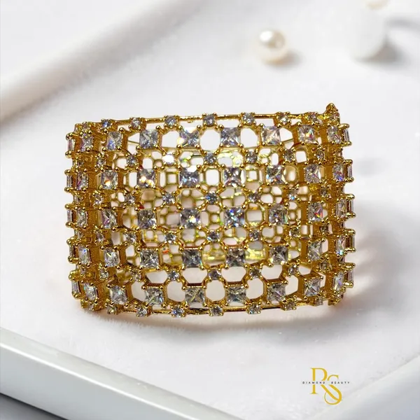 18K_Gold_Plated_Diamond_Openable_Bracelet