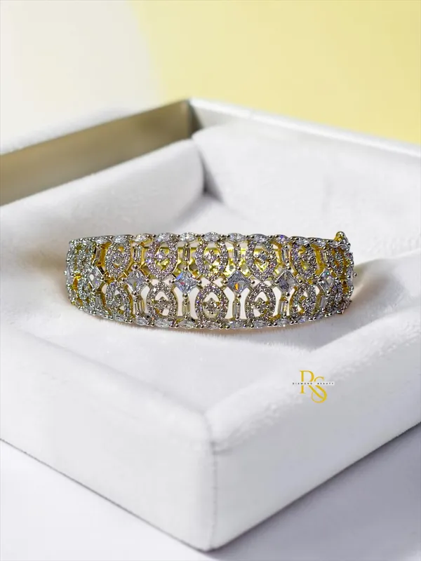 18k_Gold_Plated_Diamond_Openable_Bracelet