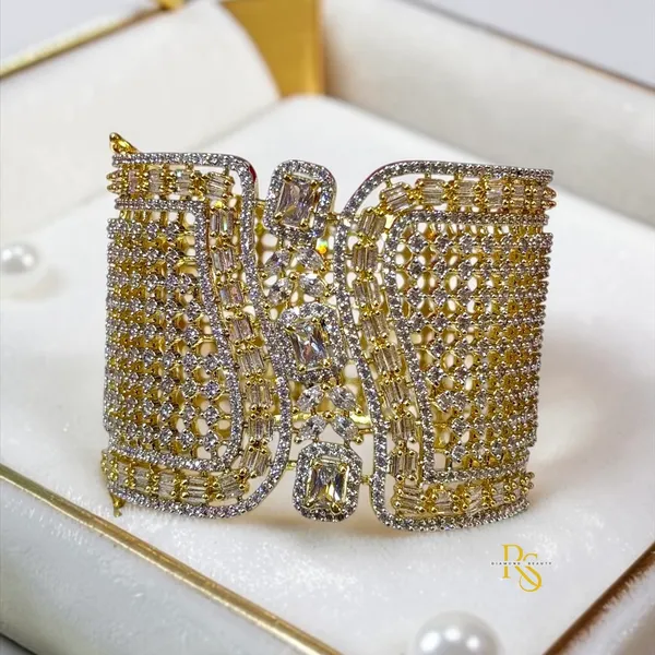 18k_Gold_Plated_Diamond_Openable_Bracelet