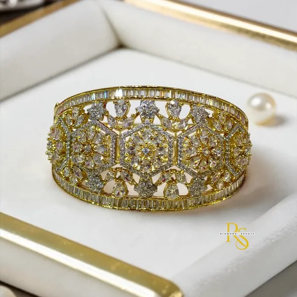 18k_Gold_Plated_Diamond_Openable_Bracelet