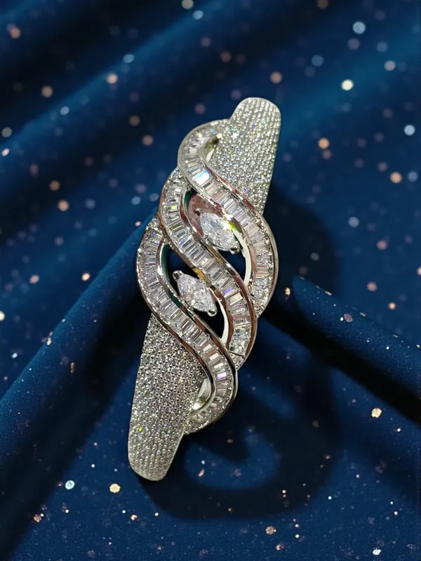 BRACELET_KADA_FOR_WOMEN