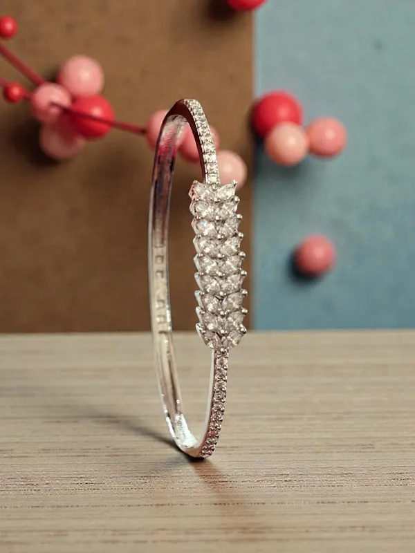 BRACELET_KADA_FOR_WOMEN