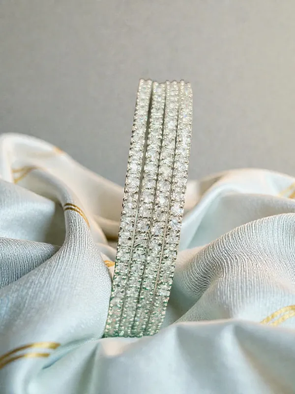 DIAMOND_BANGLES