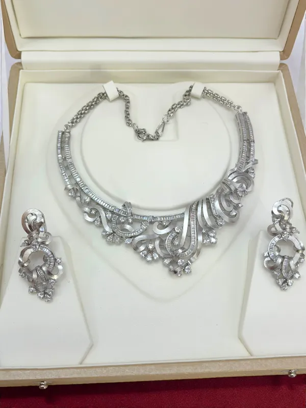 DIAMOND_NECKLACE_FOR_WOMEN