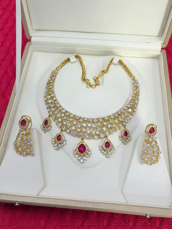 DIAMOND_NECKLACE_FOR_WOMEN