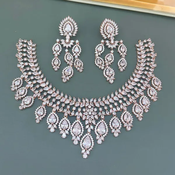 Royal_Bridal_Zircon_Necklace_Set_with_Grand_Teardrop_Stone_Danglers_and_Matching_Earring