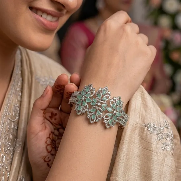 Diamond_Openable_Bracelet