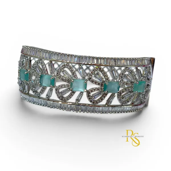 18k_White_Rhodium_Plated_Diamond_Openable_Bracelet