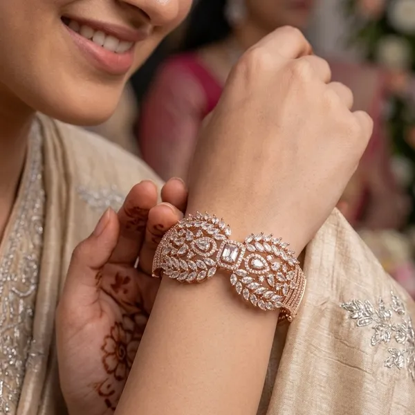 18k_Rose_Gold_Plated_Diamond_Openable_Bracelet