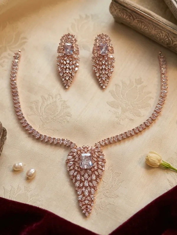 Diamond_Sparkling_Necklace_set