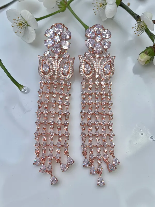 Diva_Diamond_Long_Earrings_For_Women