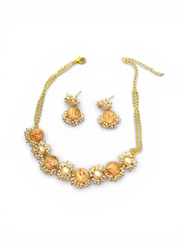 FASHION_FUSION_NECKLACE