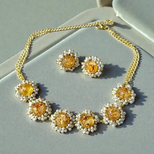 FASHION_FUSION_NECKLACE