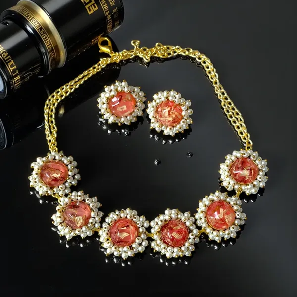 FASHION_FUSION_NECKLACE