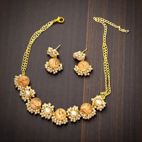 FASHION_FUSION_NECKLACE