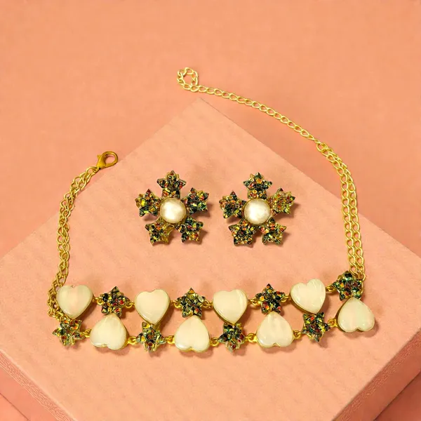 MOTHER_OF_PEARLS_NECKLACE_FOR_WOMEN