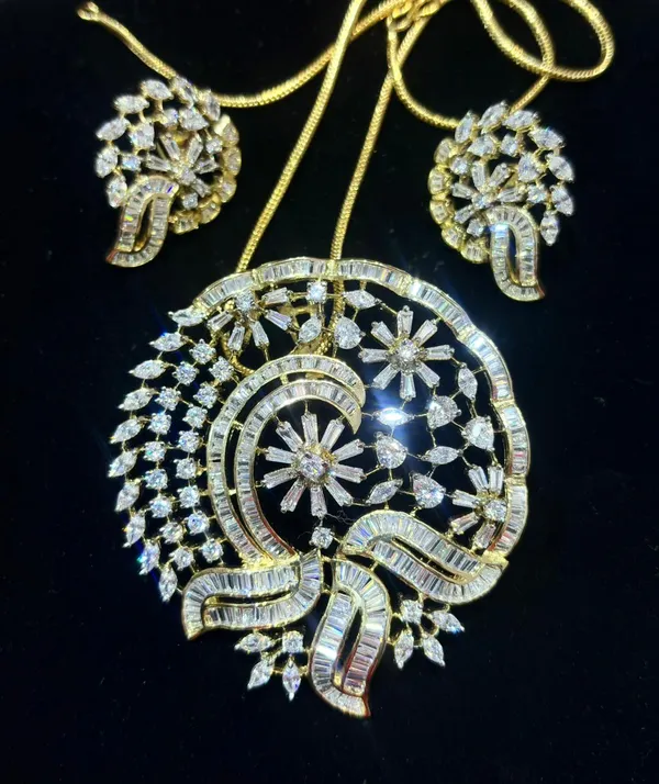 PRECIOUS_LOVE_PENDANT