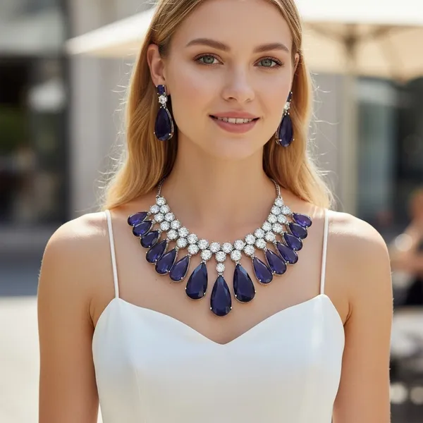 Radiance_Classic_Diamond_Necklace_–_Timeless_Sparkle_for_Special_Occasions
