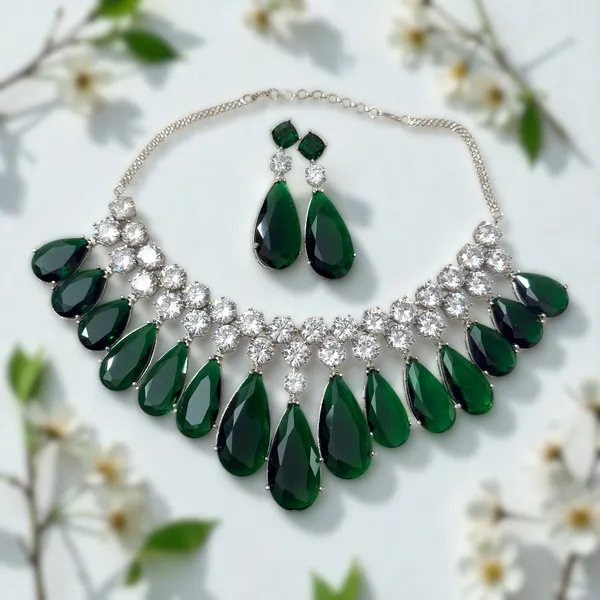 RADIANCE_DIAMOND_NECKLCE