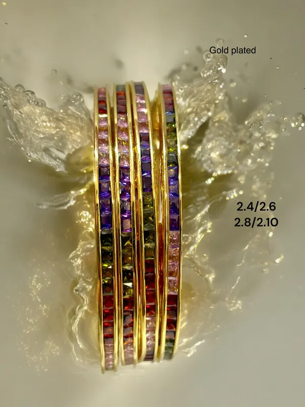 TWINKLING_BANGLES_FOR_WOMEN