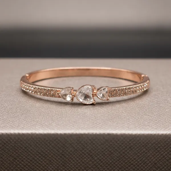 Rose_Gold_Alloy_Heart_Crystal_Bracelet_For_Women