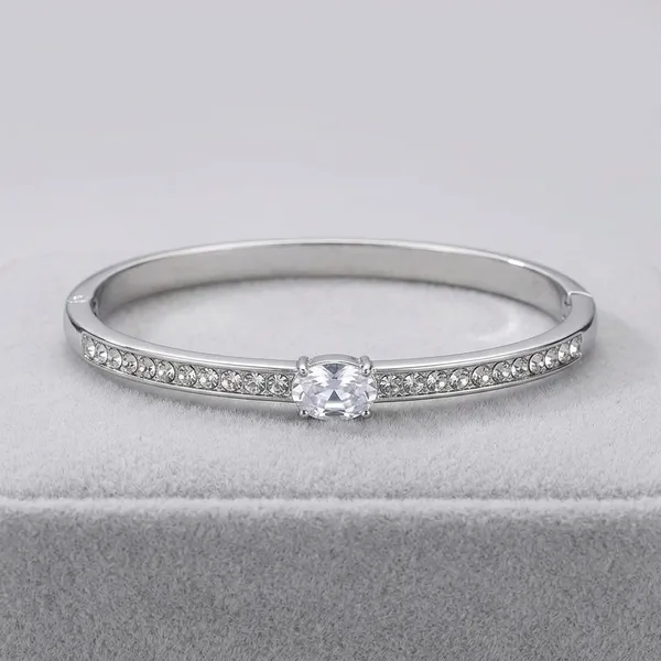 Silver_Alloy_Solitaire_Pave_Band_Ring_For_Women