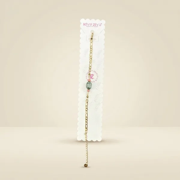 Golden_Chain_Bracelet_With_Decorative_Charm