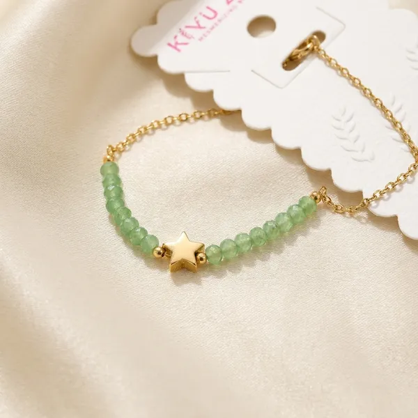 Delicate_Gold-Tone_Chain_Bracelet_With_Charm
